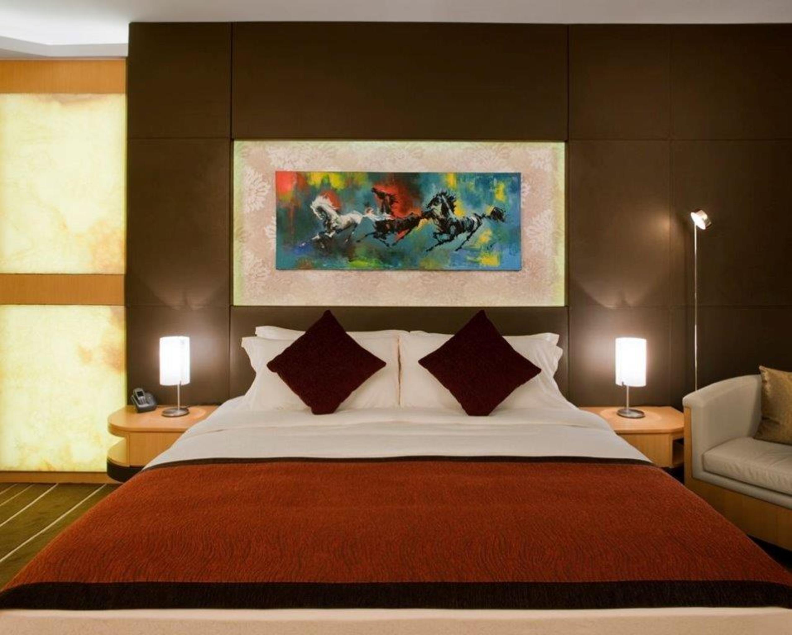 The Meydan Hotel Dubai Quarto foto A guest room at the hotel