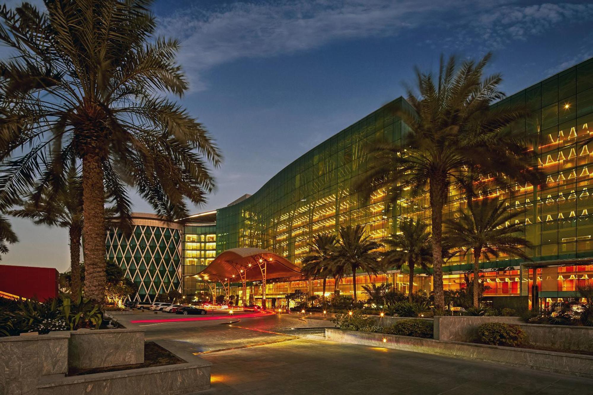 The Meydan Hotel Dubai Exterior foto